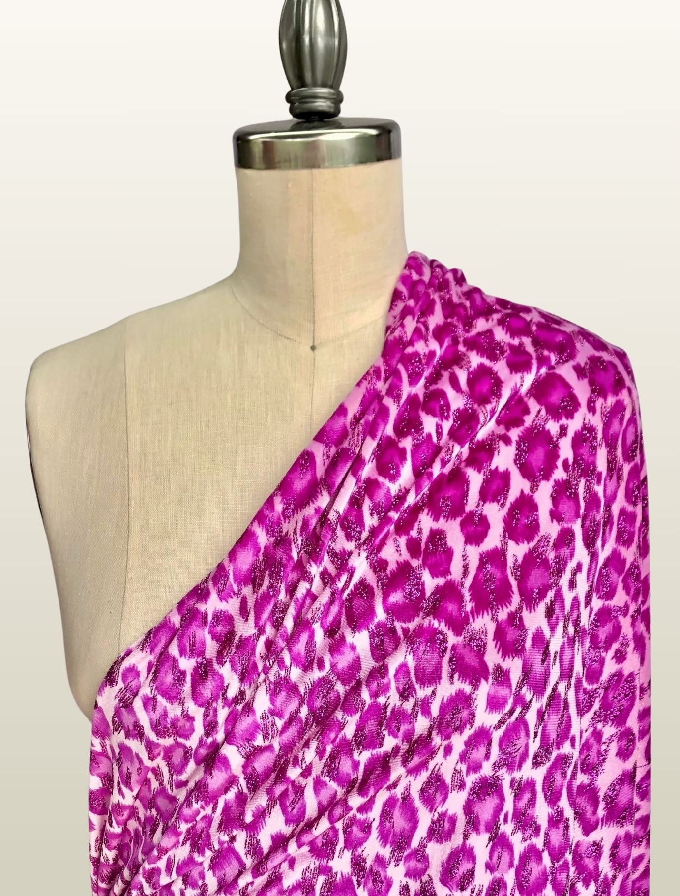 Terciopelo Leopardo Fucsia con Escarcha 4 Metros